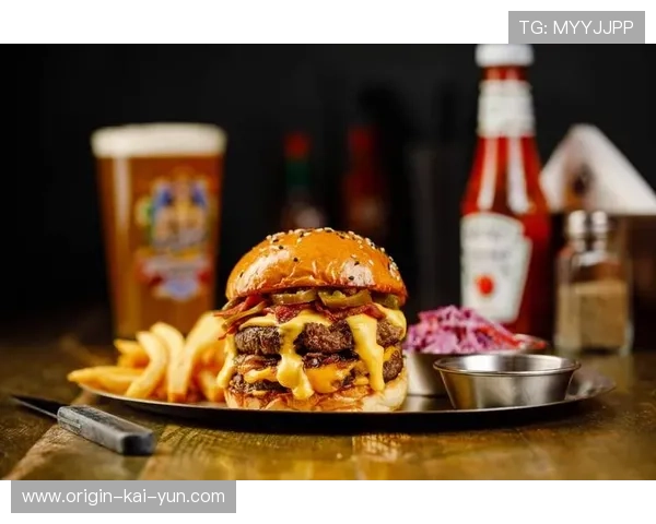 汉堡靠边路配合不断放大攻势，带来进攻新风潮